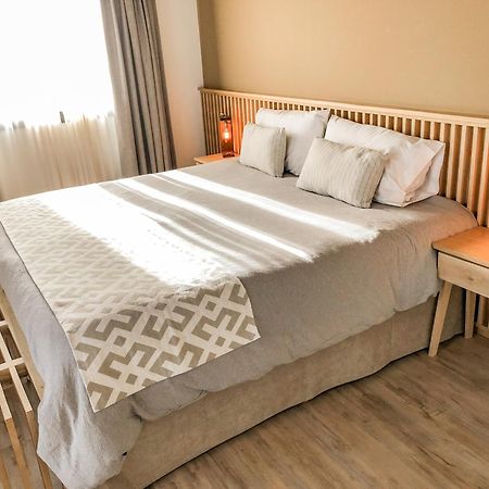 Senderos Aparts & Suites El Chalten Exterior photo