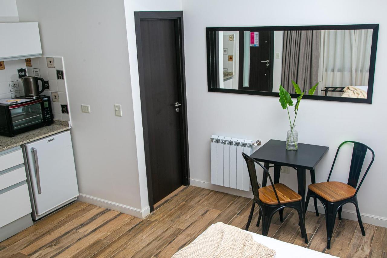 Senderos Aparts & Suites El Chalten Exterior photo