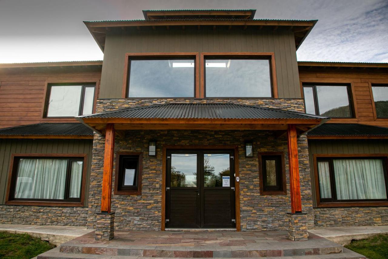 Senderos Aparts & Suites El Chalten Exterior photo